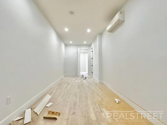 Brand new 3 bed 3 bath in the heart of Bushwick! in Brooklyn, NY - Building Photo - Building Photo