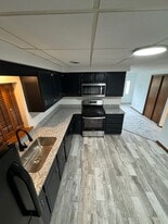 236 Freeport Rd, Unit Apt 1 in Butler, PA - Building Photo