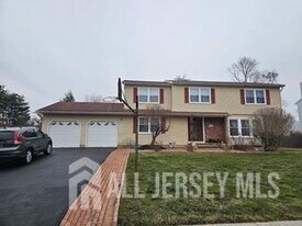 12 Mershon Ln in Plainsboro, NJ - Building Photo