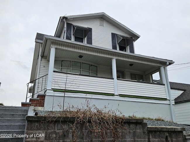 property at 92 Diamond Ave