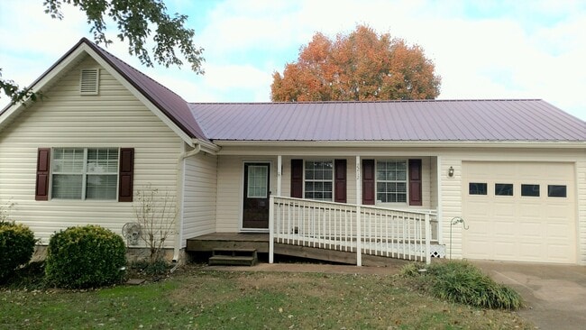 property at 2212 Southforke Dr SE