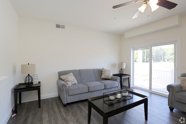 The Arbors Senior Apartments in Dover, DE - Foto de edificio - Building Photo