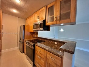 7256 SW 94th Pl in Miami, FL - Building Photo - Building Photo