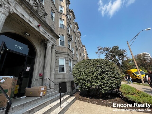 property at 1191 Boylston St