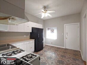 1422 N Maplewood Ave, Unit 1424-3R in Chicago, IL - Building Photo - Building Photo