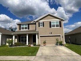 5911 SW 84th St in Gainesville, FL - Building Photo