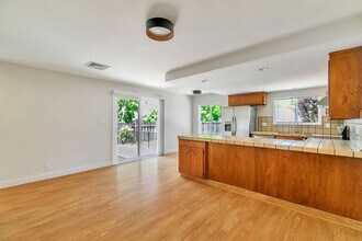 1723 Almond Blossom Ln in San Jose, CA - Building Photo - Building Photo