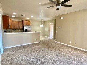4855 Hahns Peak Dr in Loveland, CO - Foto de edificio - Building Photo