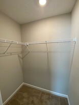 1806 Streamsong Dr in Murfreesboro, TN - Building Photo