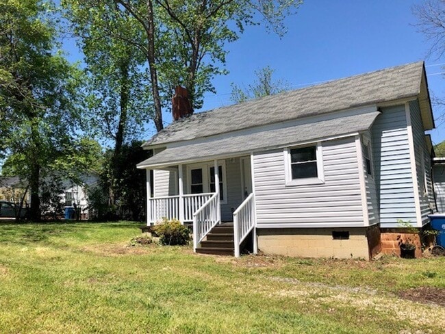 property at 612 Noles Dr