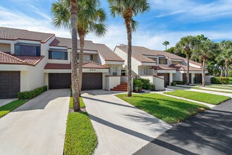 204 Sea Oats Dr-Unit -F in Juno Beach, FL - Building Photo - Building Photo