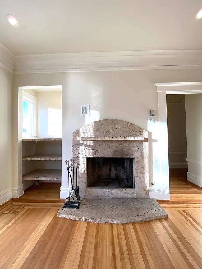 2550 Gough St in San Francisco, CA - Building Photo - Building Photo