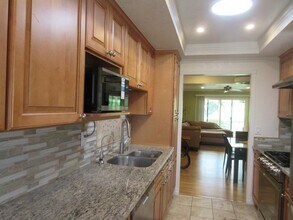 5037 Cribari Vale in San Jose, CA - Building Photo - Building Photo