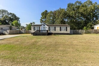 182 Carmen Blvd in Conroe, TX - Building Photo - Building Photo