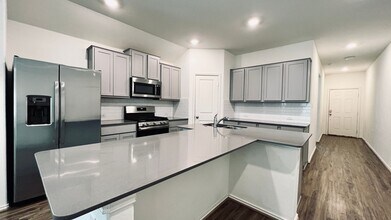 5817 Bellissima Way in Round Rock, TX - Building Photo - Building Photo