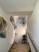 1339 S Sycamore Ave in Los Angeles, CA - Foto de edificio - Building Photo