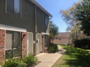 4183 Camino Lita in San Diego, CA - Building Photo - Building Photo
