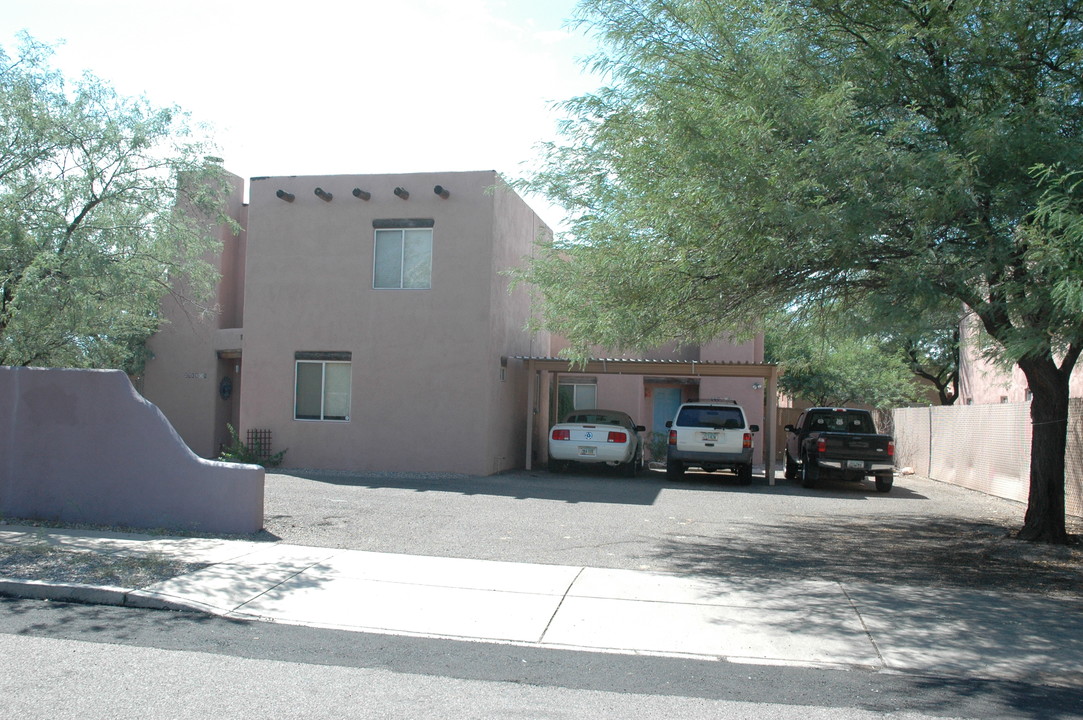 2719-2727 N Flanwill Blvd in Tucson, AZ - Building Photo