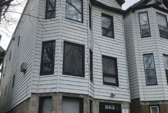 property at 863 W Lill Ave