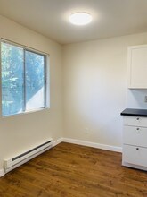8714 35th Ave NE in Seattle, WA - Building Photo - Building Photo