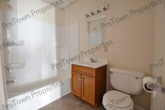 258 Western Ave, Unit 2W in Joliet, IL - Foto de edificio - Building Photo