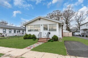 1232 Pine Tree Way in Belmar, NJ - Building Photo