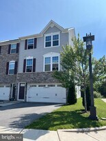 139 Hornbeam Dr in Front Royal, VA - Building Photo
