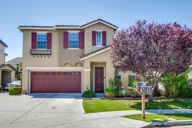 property at 862 La Crescent Pl