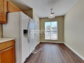 64 Cordage Cir in Savannah, GA - Foto de edificio - Building Photo