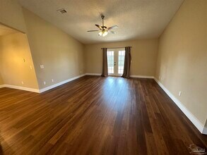 10701 Brook Bend Cir in Pensacola, FL - Building Photo - Building Photo