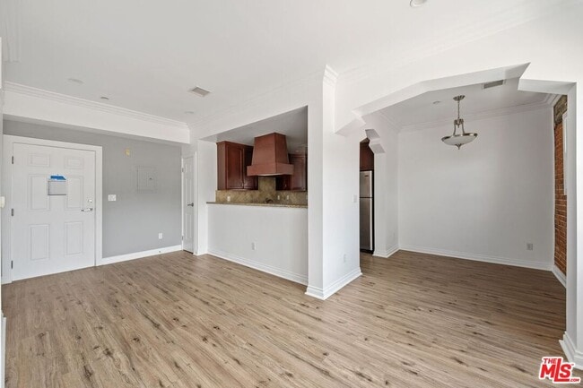 property at 1236 Flores St