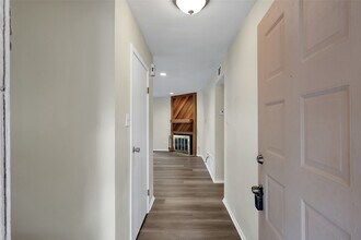 67 Marabou Pl in The Woodlands, TX - Foto de edificio - Building Photo