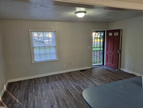 3251 Meadow Ln in Jackson, MS - Building Photo - Building Photo