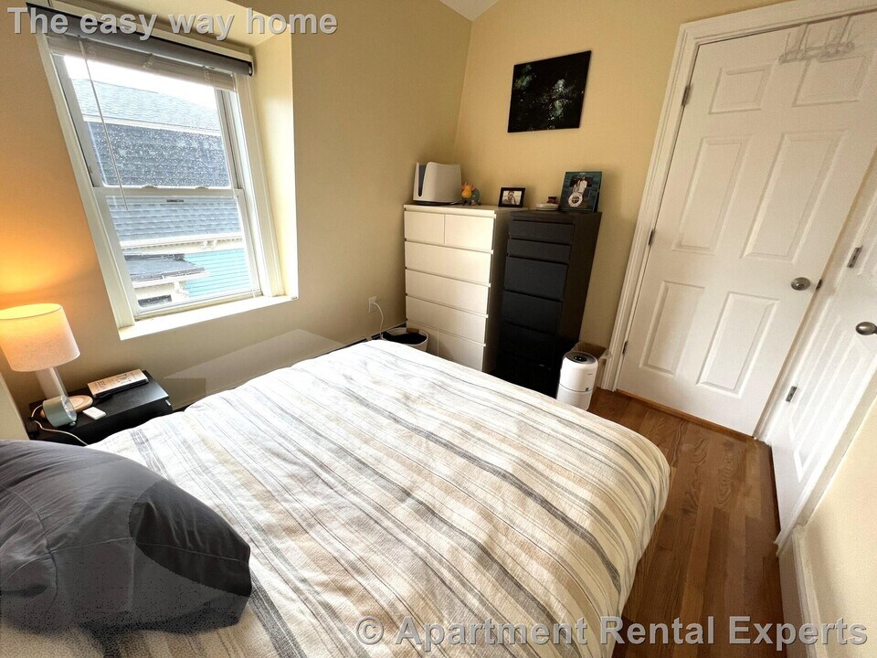 65 Walden St in Cambridge, MA - Building Photo