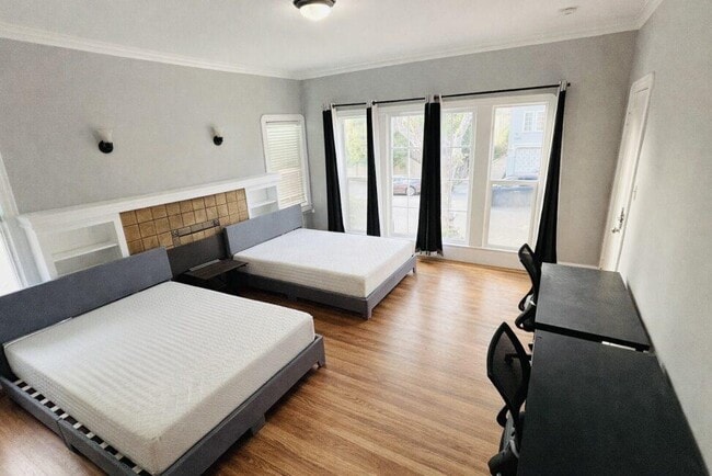 property at 2366 Virginia St