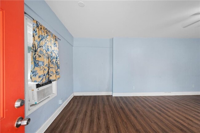 1124 Graymont Dr SW in Atlanta, GA - Building Photo - Building Photo