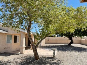 3610 Breakwater Dr in Lake Havasu City, AZ - Building Photo - Building Photo