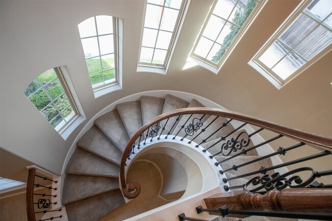 13403 Preston Cliff Ct