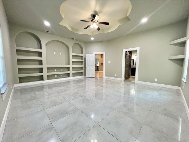 property at 216 Thorn Ridge St