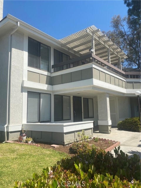 property at 25651 Mont Pointe