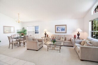 1255 Seasons Blvd-Unit -ID1248300P in Kissimmee, FL - Foto de edificio - Building Photo