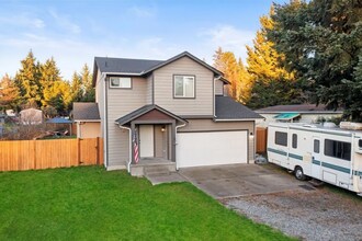 16522 Mimosa Ct SE in Yelm, WA - Building Photo - Building Photo