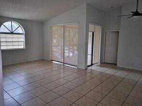 10791 NW 14th St, Unit 293 in Plantation, FL - Building Photo - Building Photo