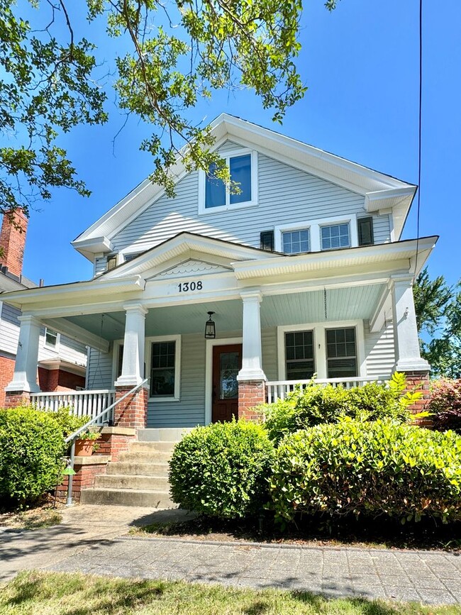 1308 Magnolia Ave in Norfolk, VA - Building Photo - Building Photo