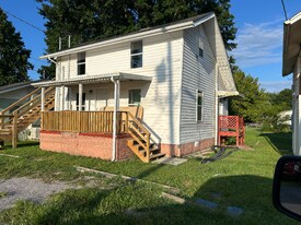 304 S 27th St in Middlesboro, KY - Building Photo