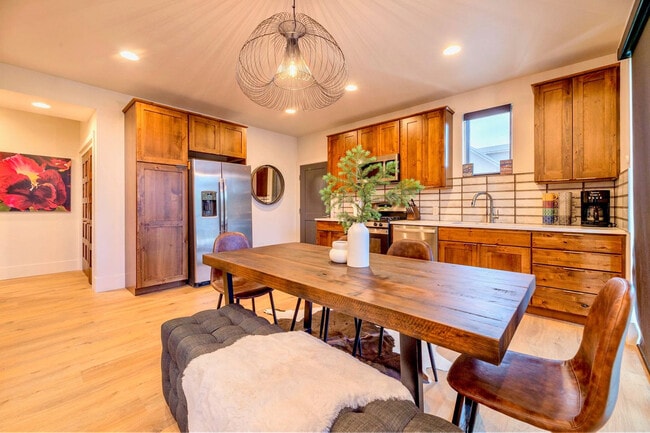 1060 Blue River Pkwy in Silverthorne, CO - Building Photo - Building Photo