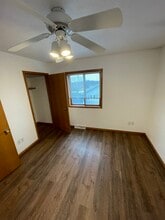 1500 Packers Ct, Unit 1 in Platteville, WI - Foto de edificio - Building Photo