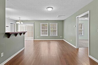 134 Constitution Ave in Jacksonville, NC - Building Photo - Building Photo