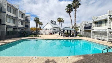 7777 E Golf Links Rd in Tucson, AZ - Building Photo - Building Photo