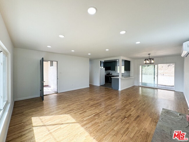 property at 2003 Barnett Rd